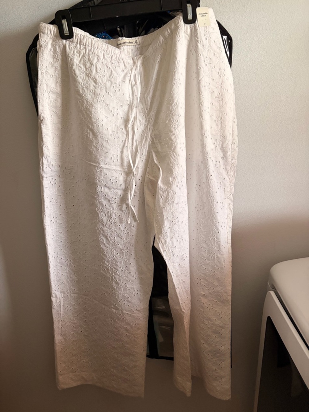 Abercrombie & Fitch White Eyelet Drawstring Pants